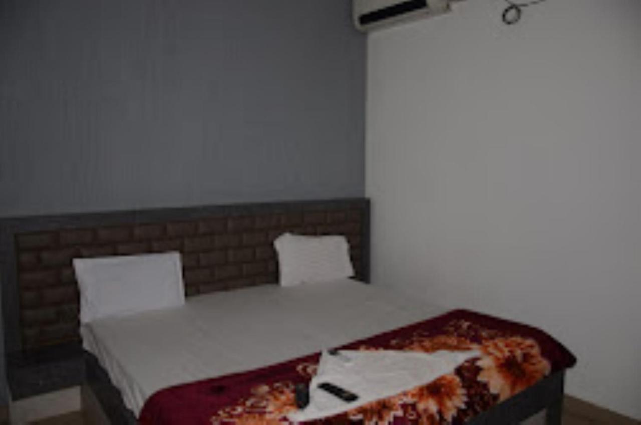 Hotel Rajawat , Madhya Pradesh Vidisha Luaran gambar